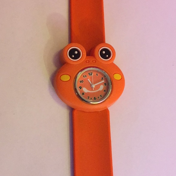 Hello kitty friend strap watch 🧡🕗🧡 - Picture 5 of 16